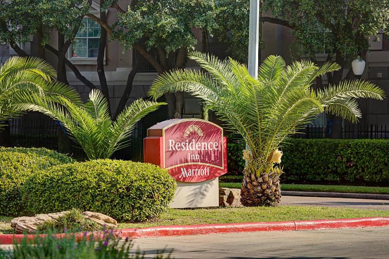 Residence Inn Houston Westchase On Westheimer