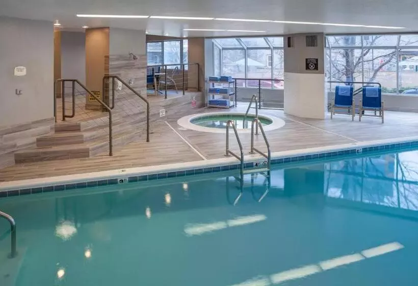 Residence Inn By Marriott Seattle Downtown/lake Union