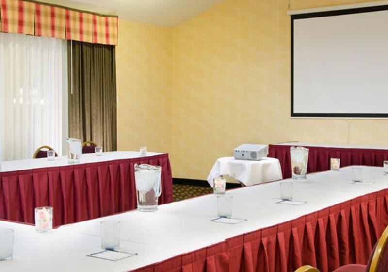 דירת נופש Mainstay Suites St Louis   Galleria