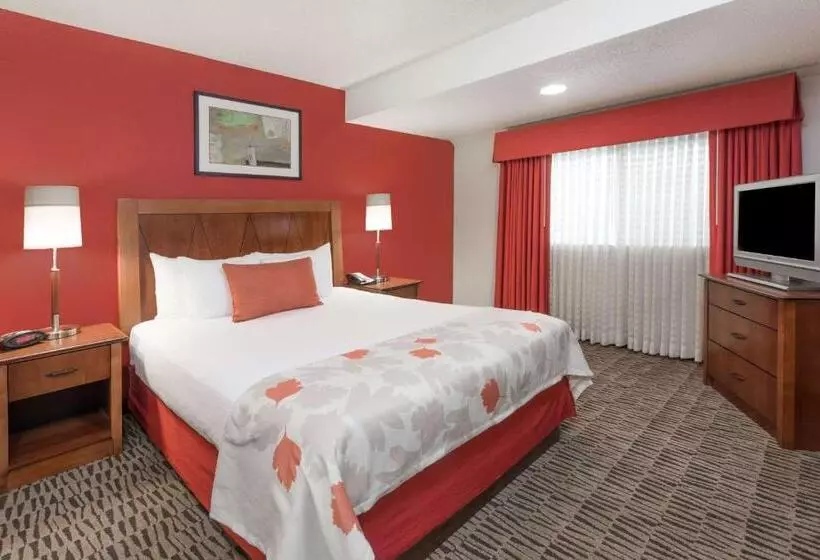 اقامتگاه Value Suites Extended Stay St Louis