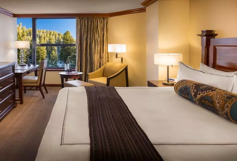 The Everline Resort & Spa Lake Tahoe