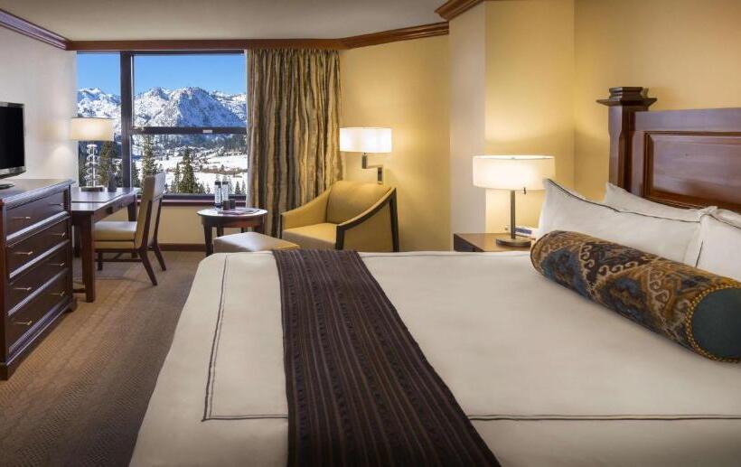 The Everline Resort & Spa Lake Tahoe