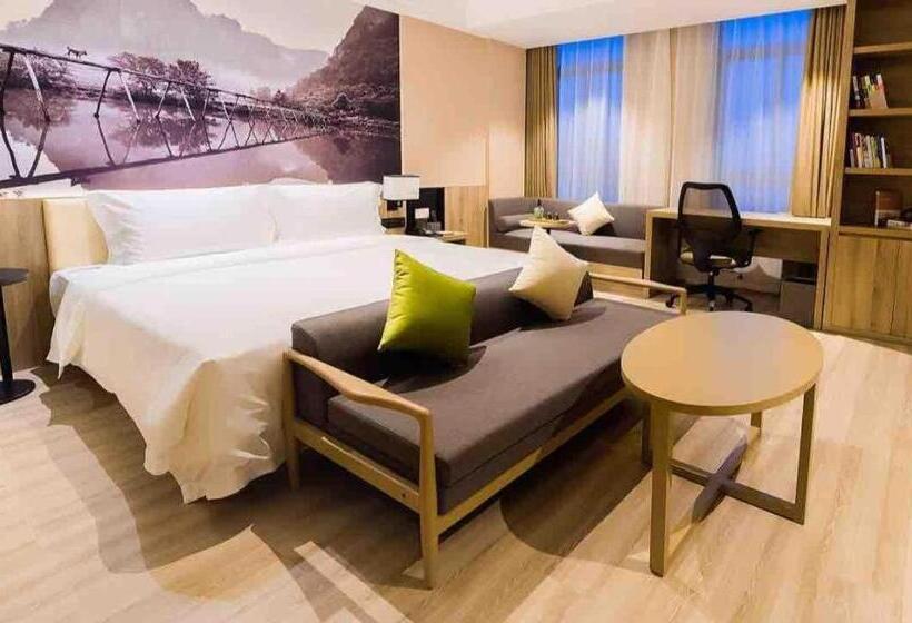 Atour Hotel Urumqi High Speed Railway Station