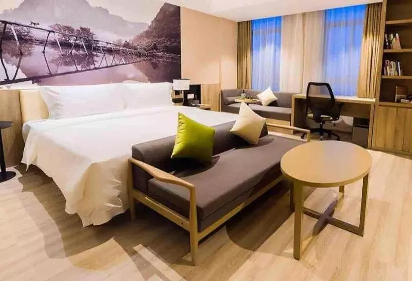 Atour Hotel Urumqi High Speed Railway Station