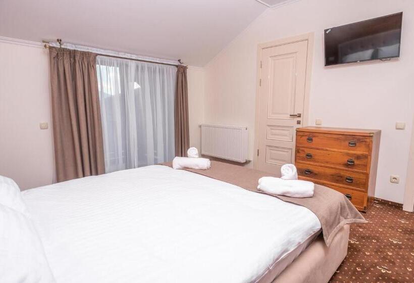 酒店 Residence Nesh