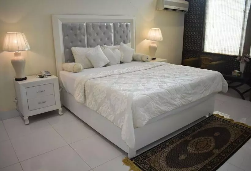 هتل Royal Palace Rawalpindi