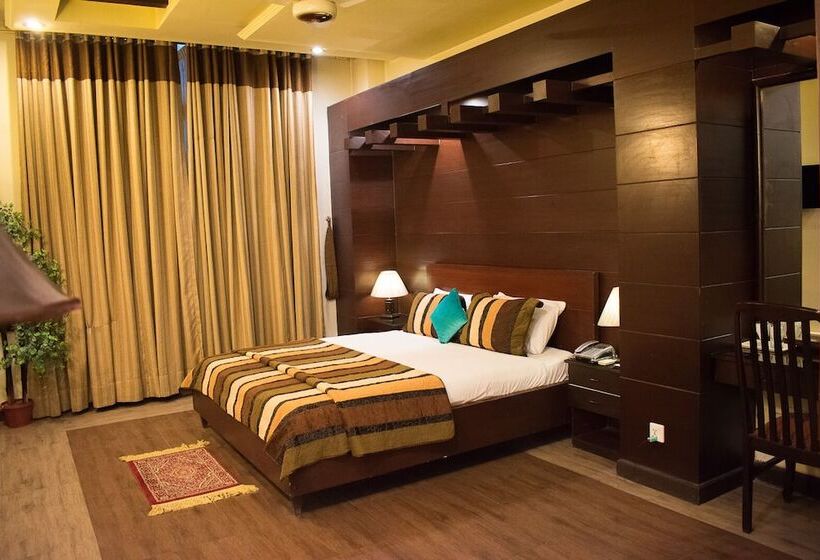 هتل Royal Palace Rawalpindi