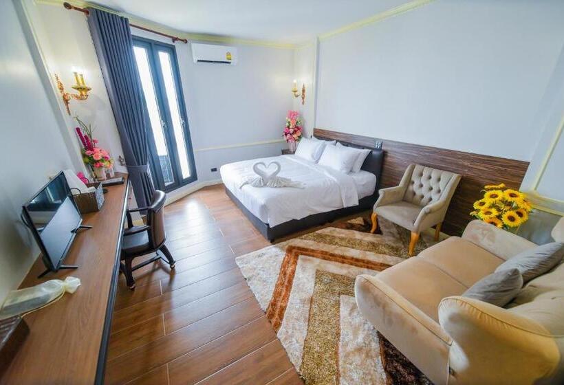 Отель The Maceo