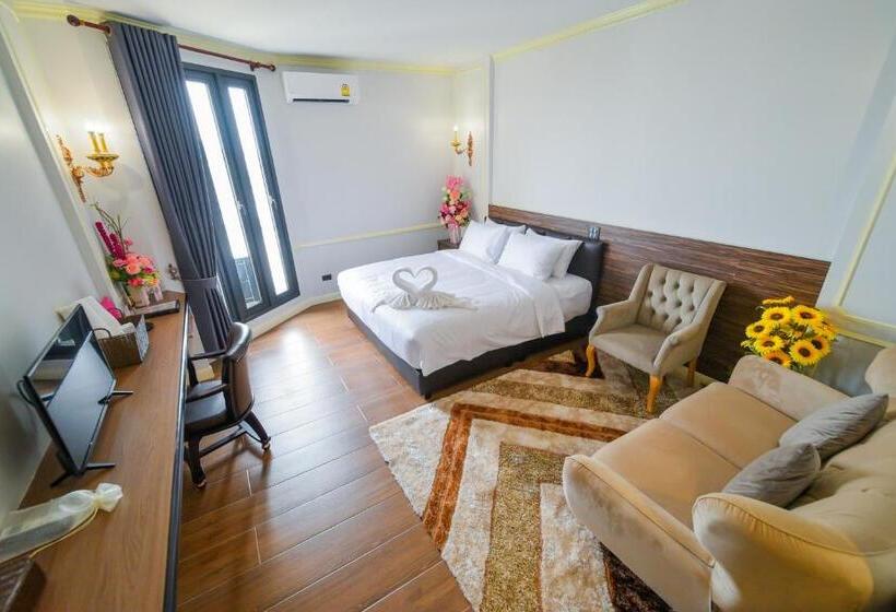 Отель The Maceo