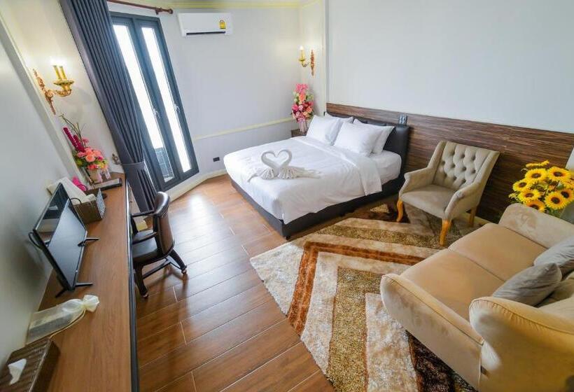 Отель The Maceo