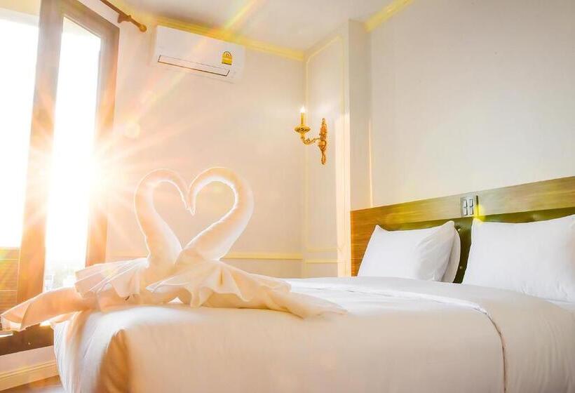 Отель The Maceo