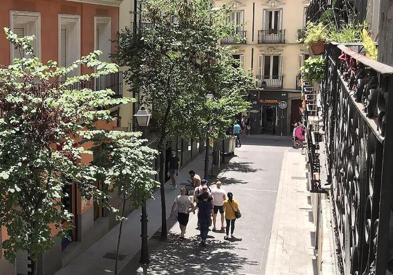 فندق صغير Woohoo Rooms Chueca