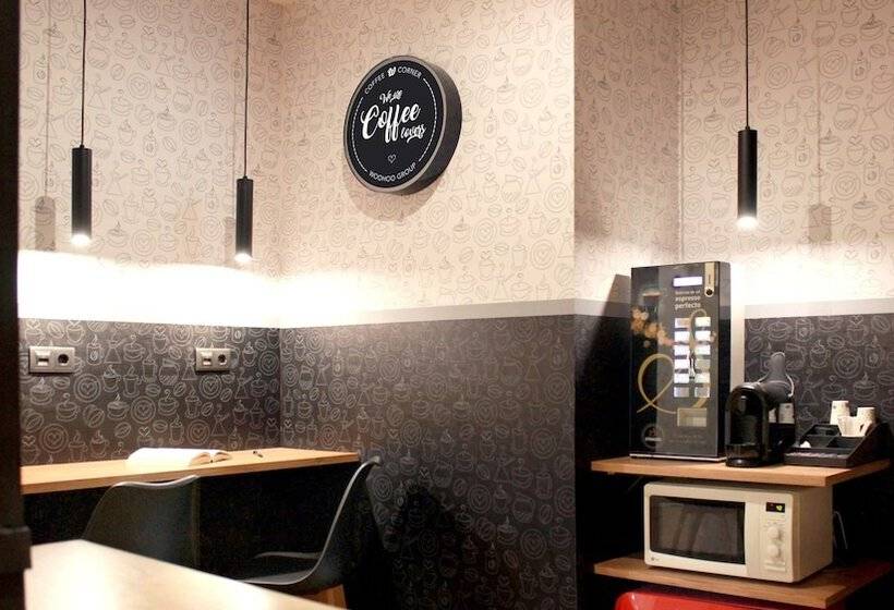 فندق صغير Woohoo Rooms Chueca