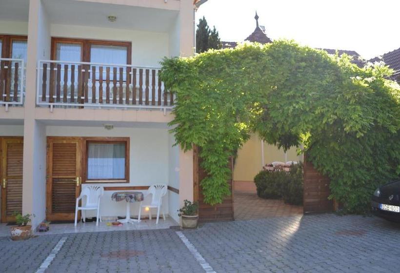 צימר Guest House Silatti Apartments