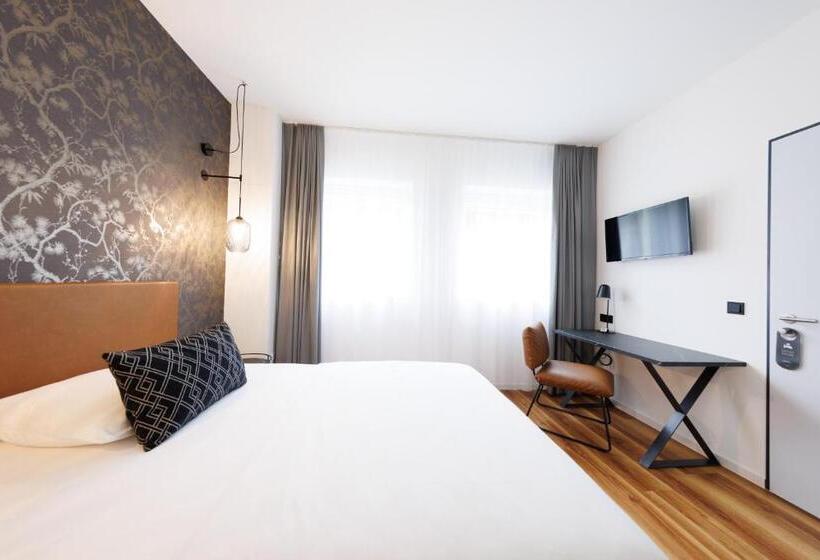 Hotelli Internationales Studierenden