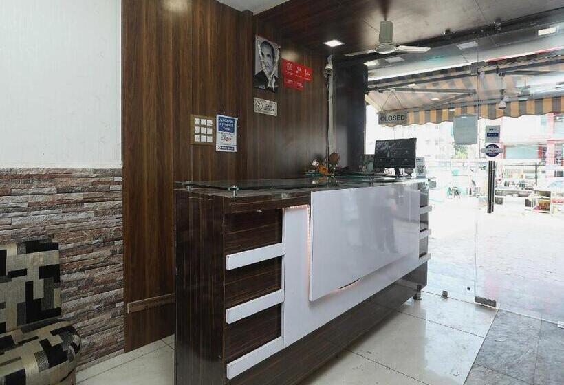 Отель Oyo 13822 Kolar