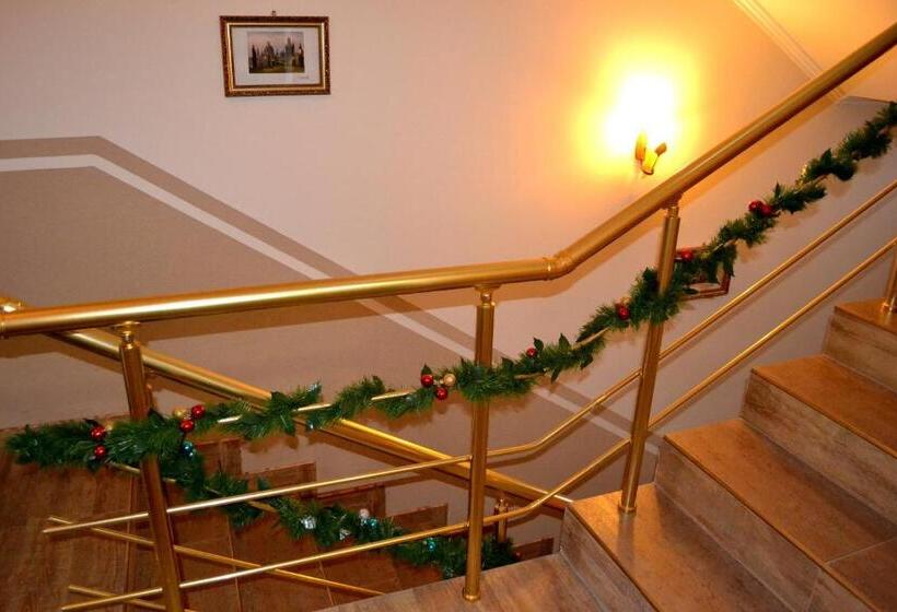 פנסיון Zlata Praha