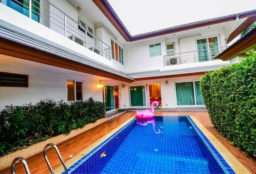 Baan Janchai Pool Villa By Pinky