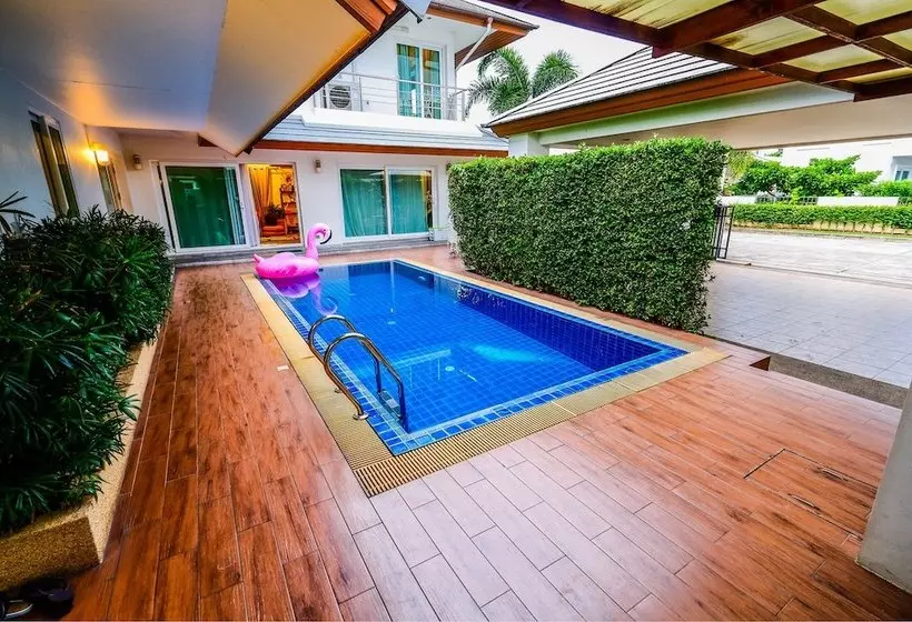 Baan Janchai Pool Villa By Pinky