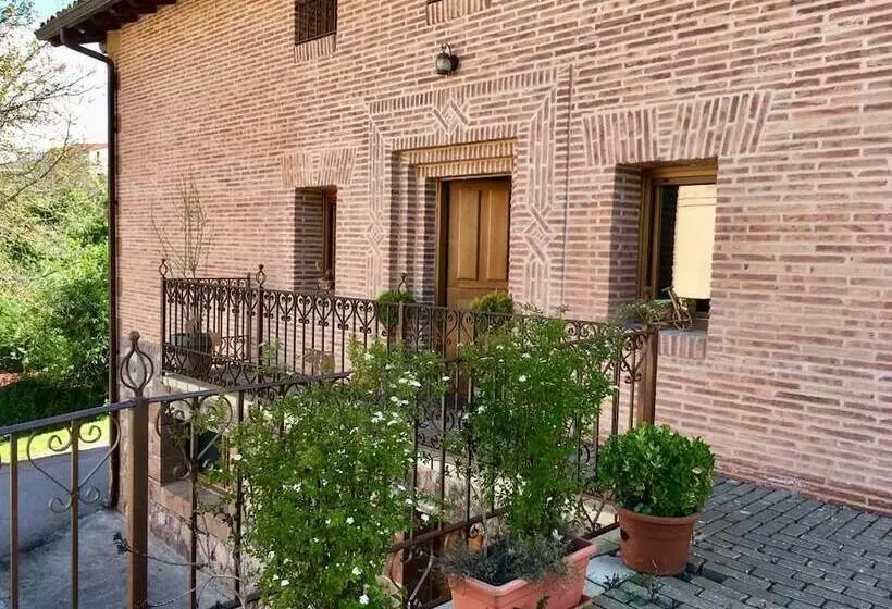 ホテル El Patio De La Morera