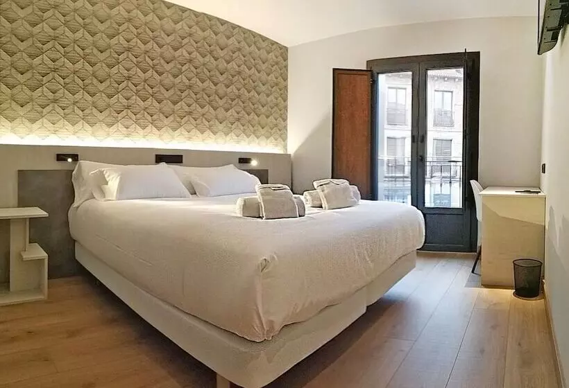 هتل Neru Con Encanto