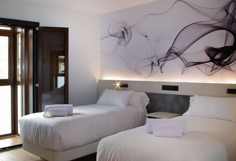 هتل Neru Con Encanto