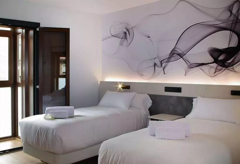 هتل Neru Con Encanto