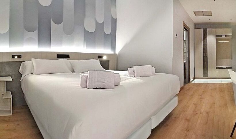 هتل Neru Con Encanto