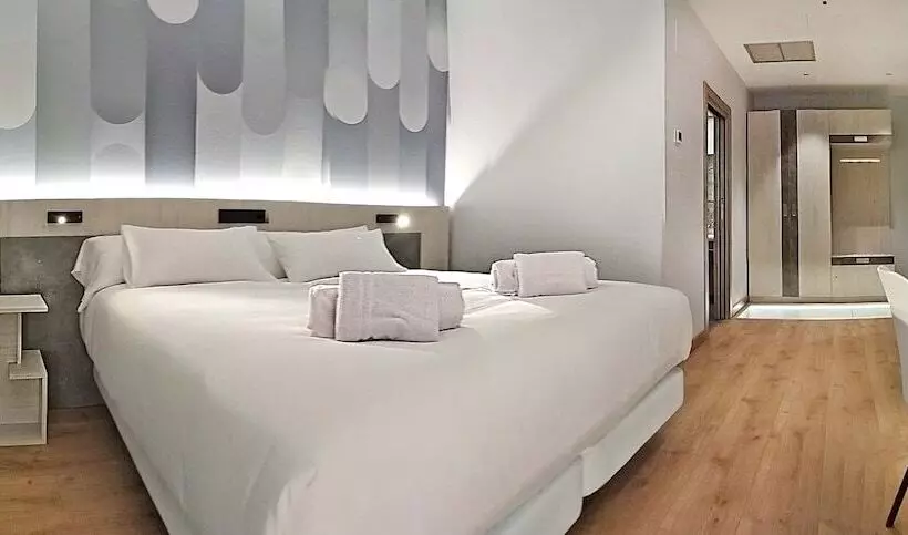 هتل Neru Con Encanto