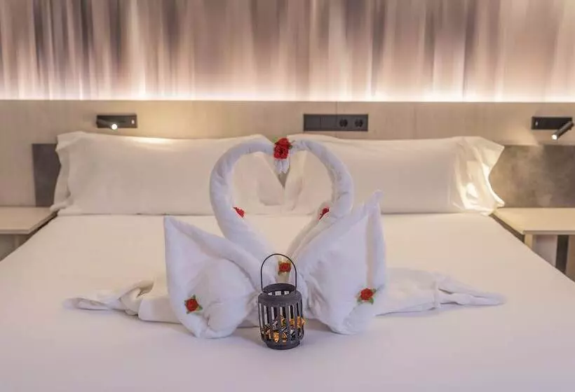 هتل Neru Con Encanto