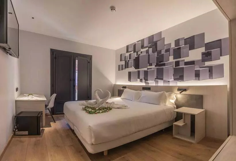 هتل Neru Con Encanto