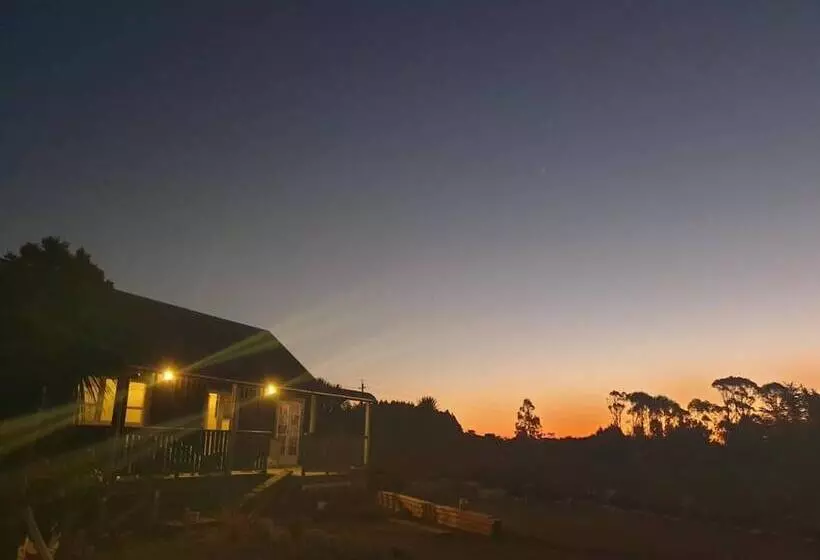 Majatalo The Blackhouse Cottage