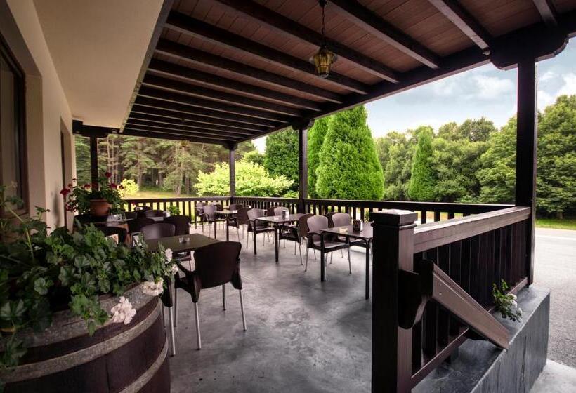 Pension Complejo O Piñeiral A Fonsagrada