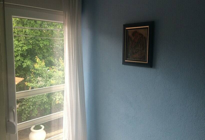 پانسیون Montenegro Central Point