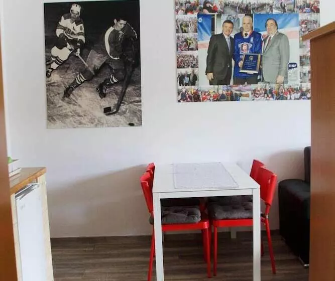 پانسیون Rudi Hiti S Guest House