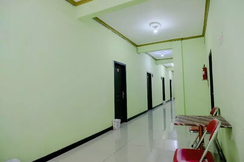 Hotelli Oyo Life 2508 Alba Suites Homestay