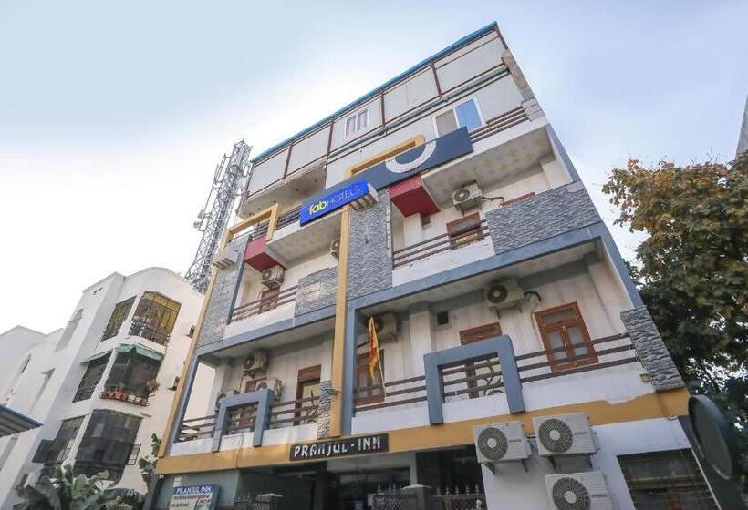 Fabhotel Pranjul Inn