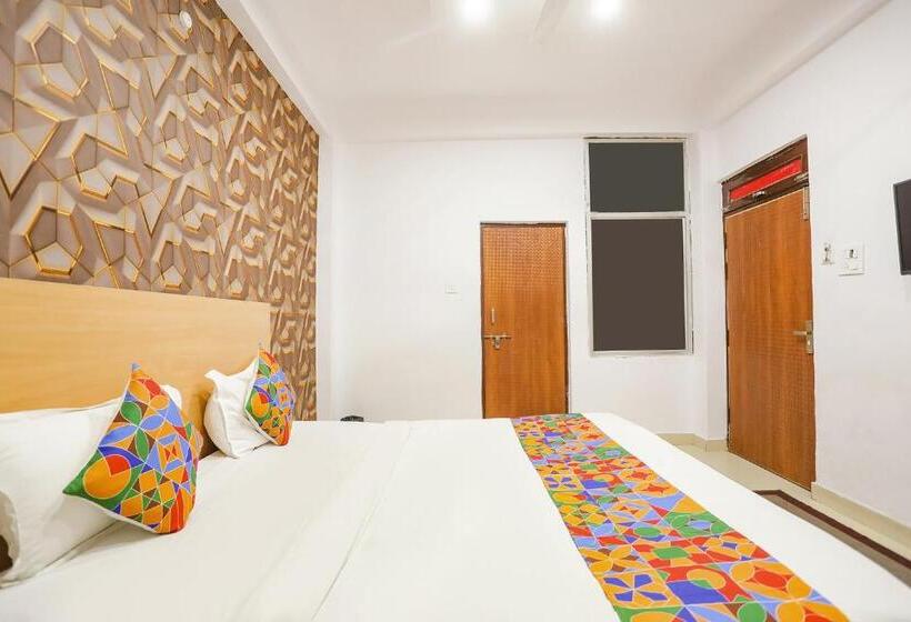 Fabhotel Pranjul Inn