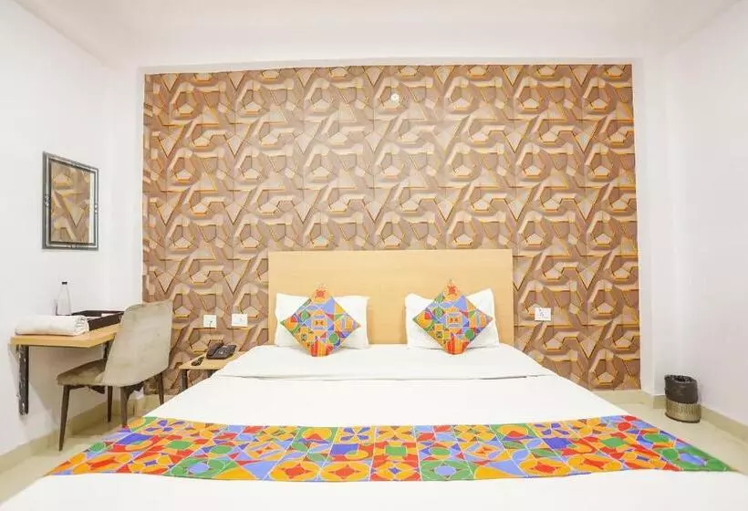 Fabhotel Pranjul Inn