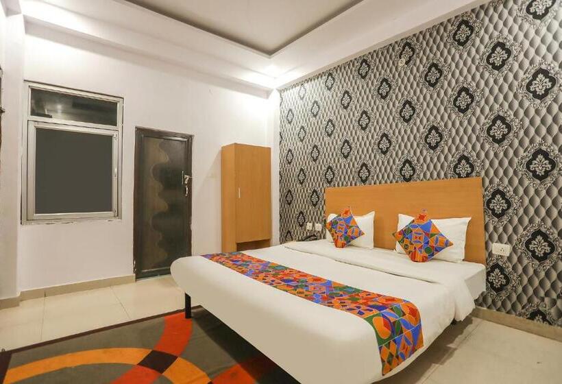 Fabhotel Pranjul Inn