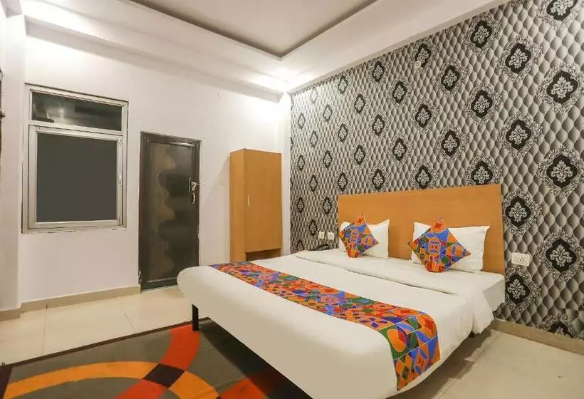 Fabhotel Pranjul Inn
