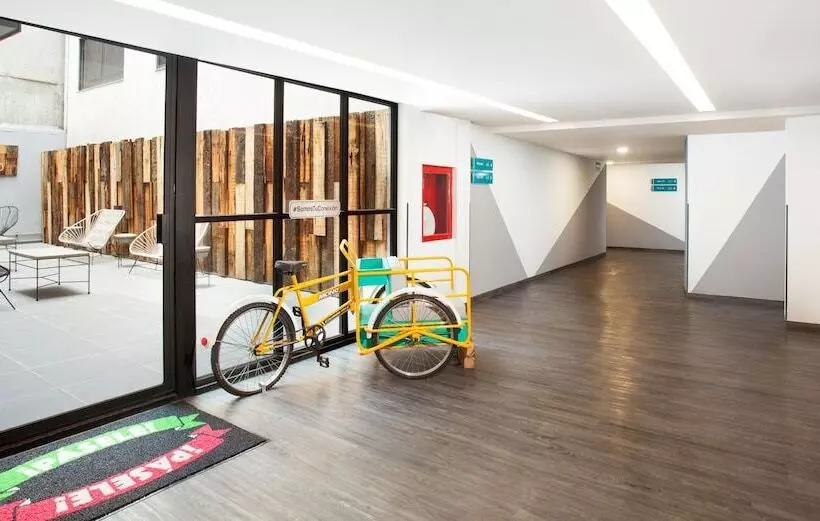 ホテル Mx Lagunilla