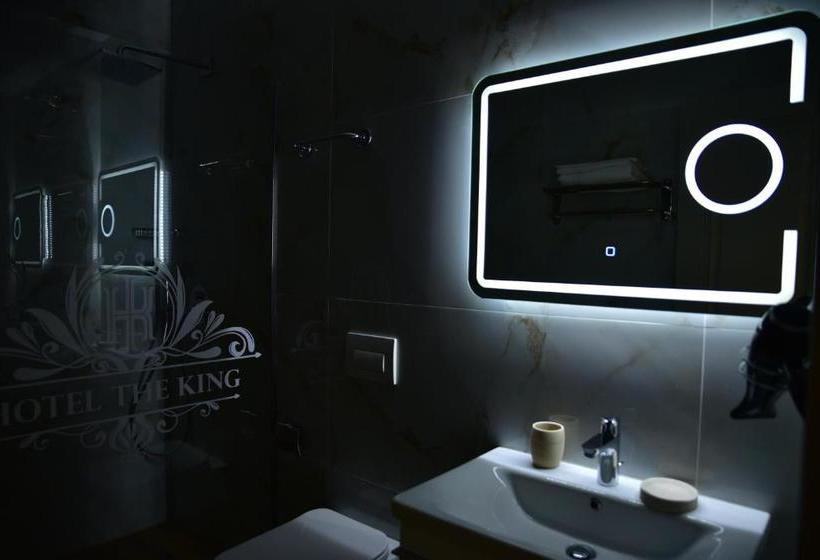 هتل The King Resort