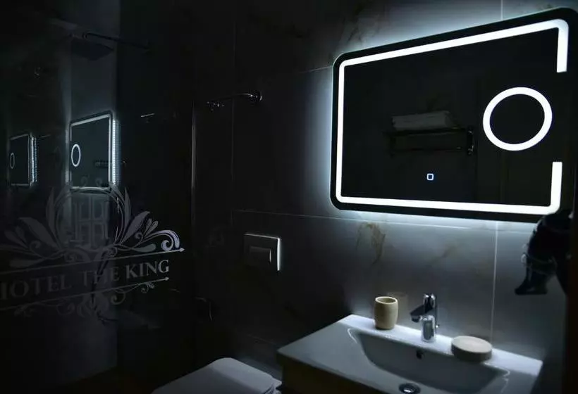 هتل The King Resort