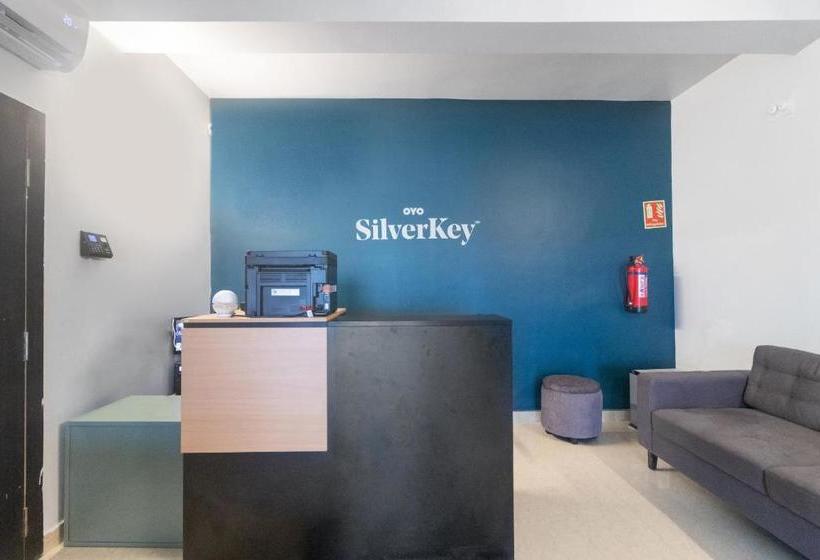 Hotell Super Namaskar Silver Key