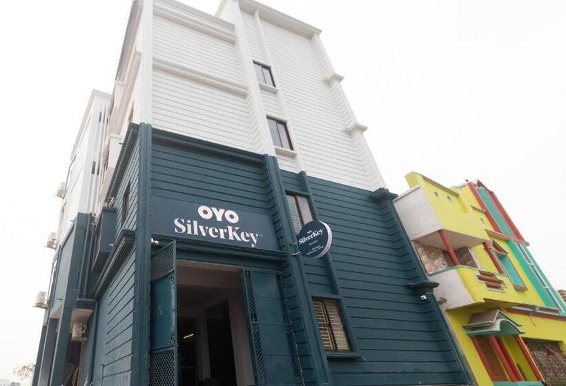 Hotell Super Namaskar Silver Key