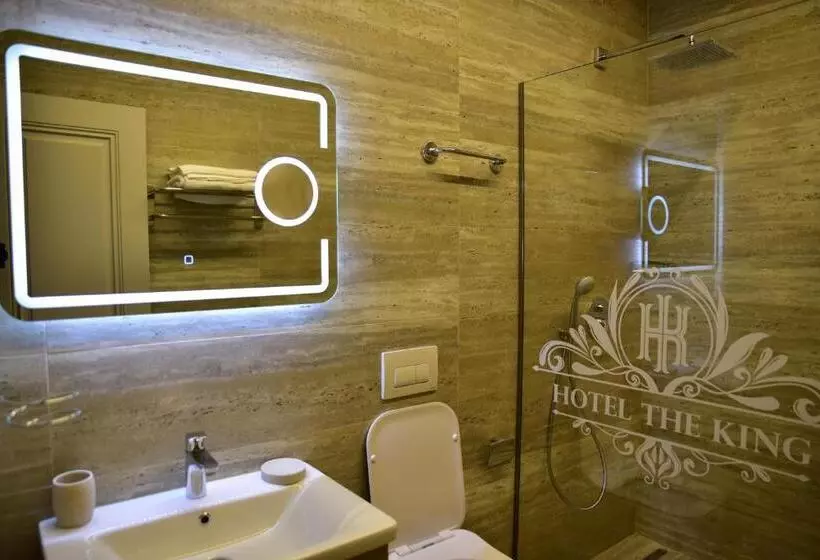 هتل The King Resort