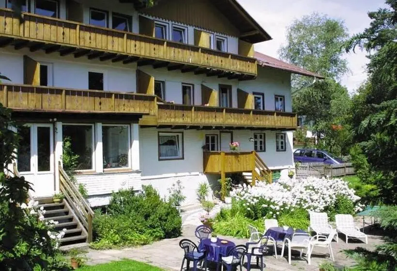 ペンション Gästehaus Eckstein
