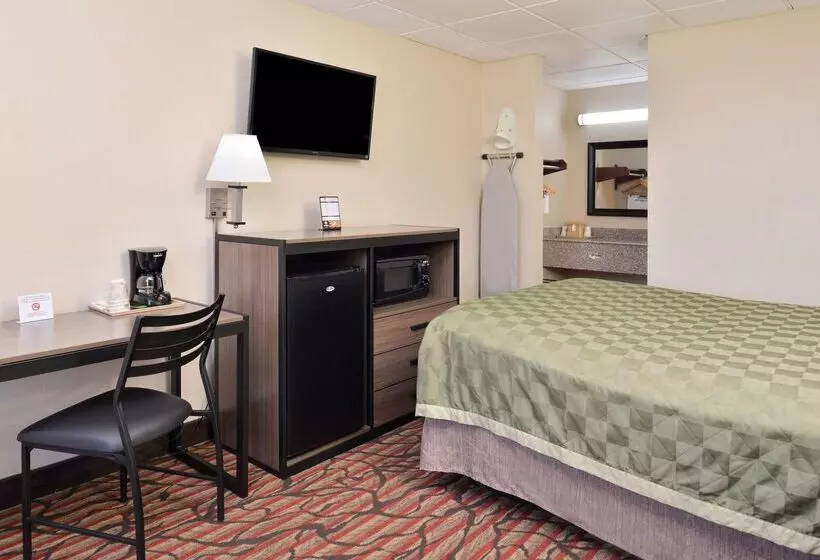هتل Americas Best Value Inn West Monroe