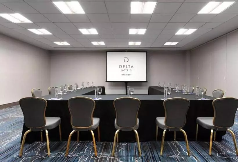 Delta Hotels By Marriott Woodbridge